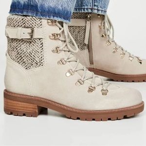 Sam Edelman “Tenlee” hiking boot. Women’s Size 7 - NEW